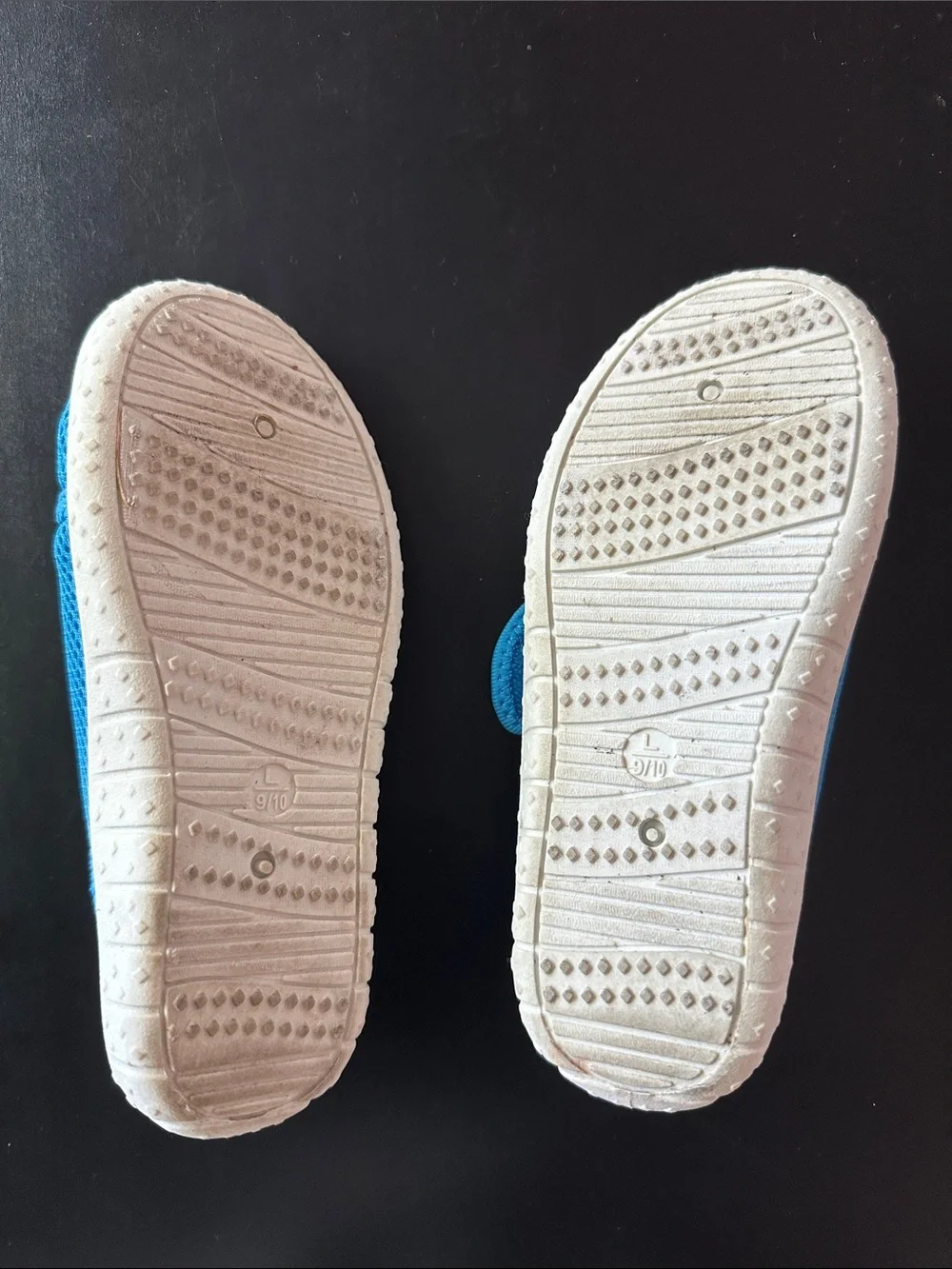 Kids water shoes